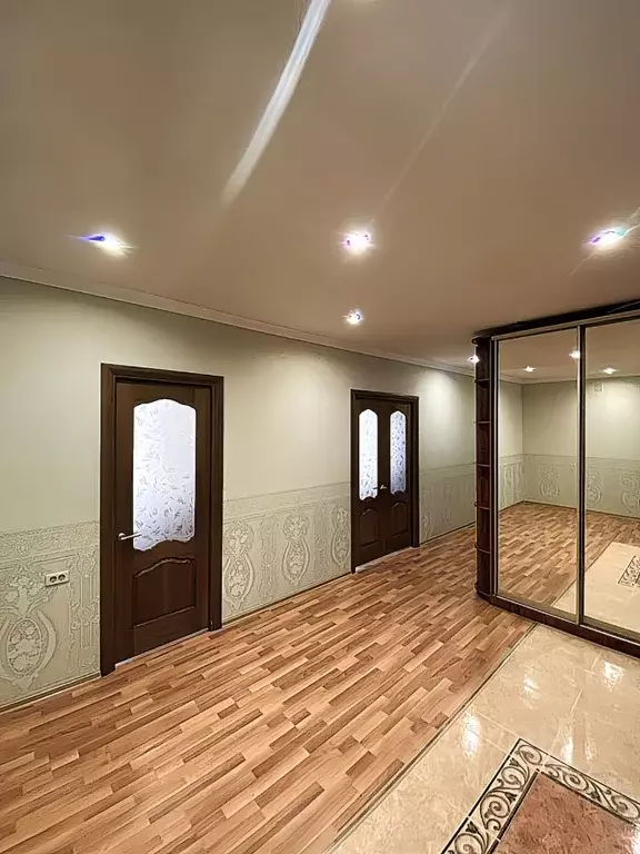 3-к кв. Ярославская область, Ярославль ул. Калинина, 37к5 (100.0 м) - Фото 1