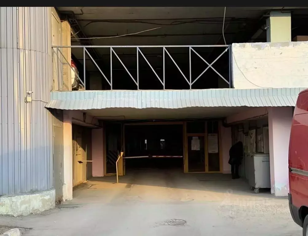 Гараж в Москва ул. Дмитриевского, 6 (17 м) - Фото 1