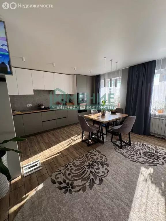 4-комнатная квартира: Ревда, улица Максима Горького, 45 (75.8 м) - Фото 1