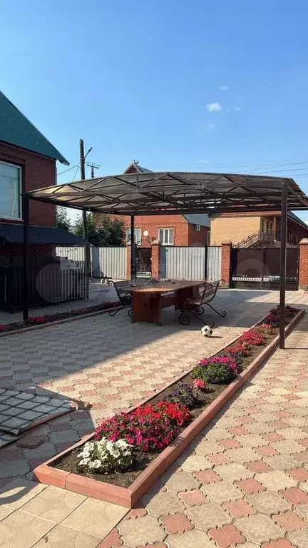 Коттедж 331,7 м на участке 6,9 сот. - Фото 1