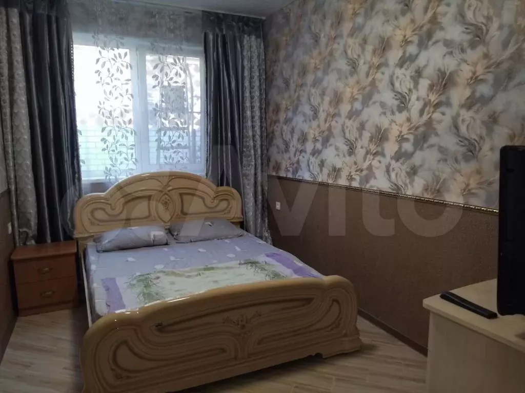 Комната 30 м в 2-к., 1/1 эт. - Фото 0