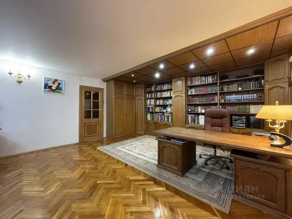 4-к кв. Саратовская область, Саратов Шелковичная ул., 20/28 (155.6 м) - Фото 2