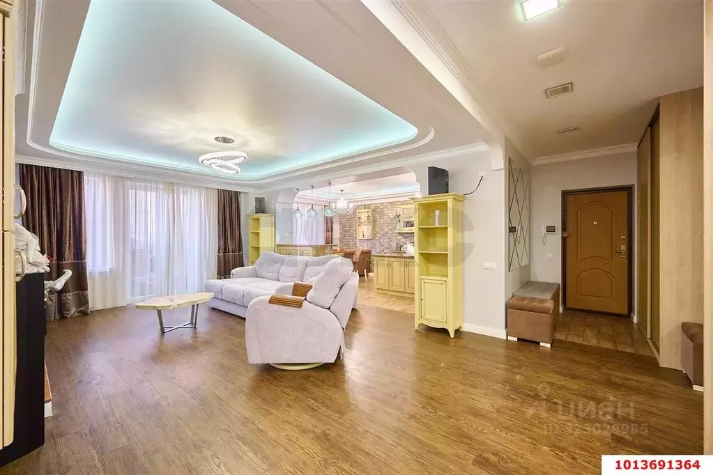 3-к кв. Краснодарский край, Краснодар Гаражная ул. (152.8 м) - Фото 1