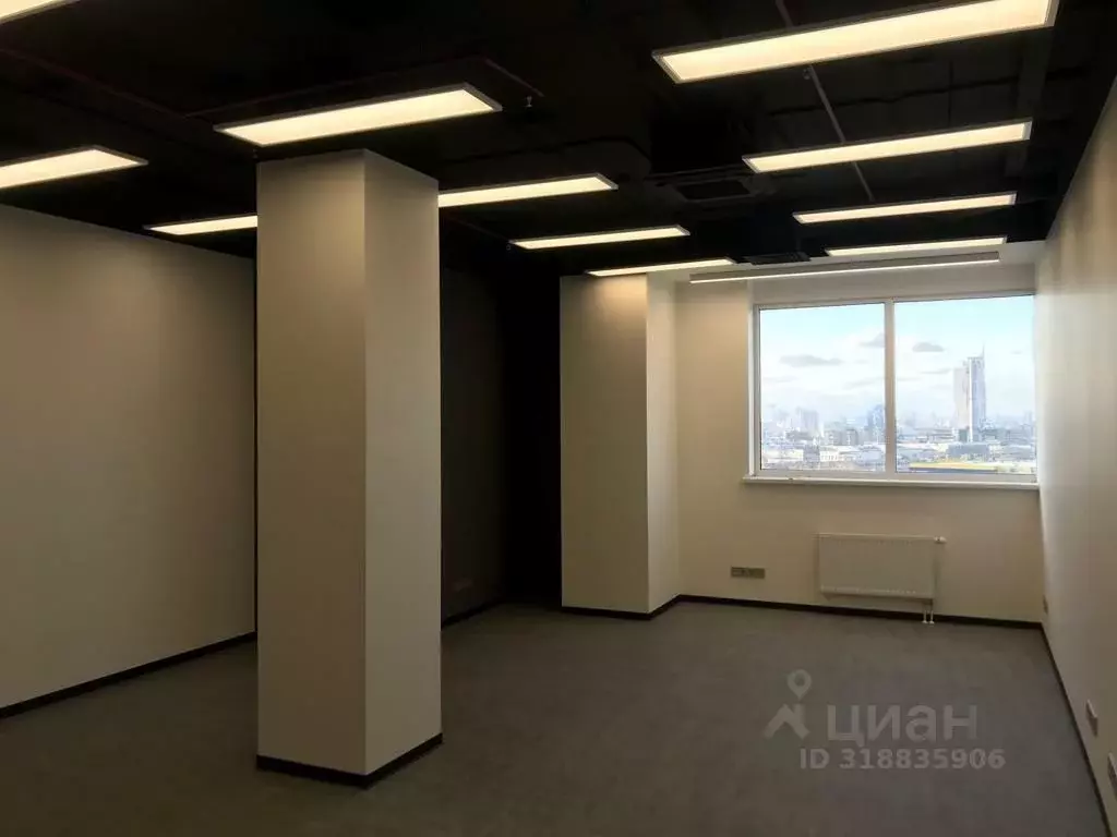Офис в Свердловская область, Екатеринбург ул. Основинская, 10 (42 м) - Фото 0