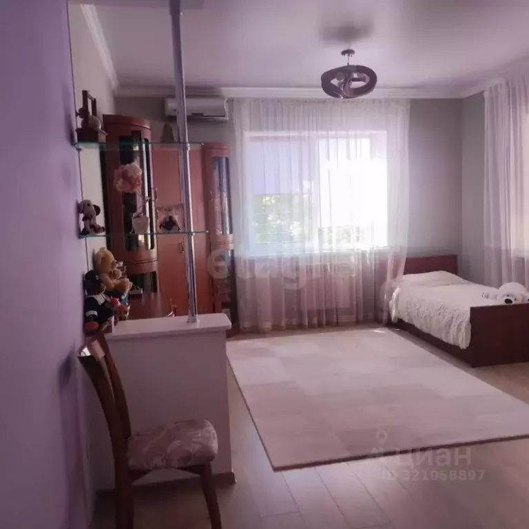 Дом в Астраханская область, Астрахань Васильковая ул., 14А (408 м) - Фото 0