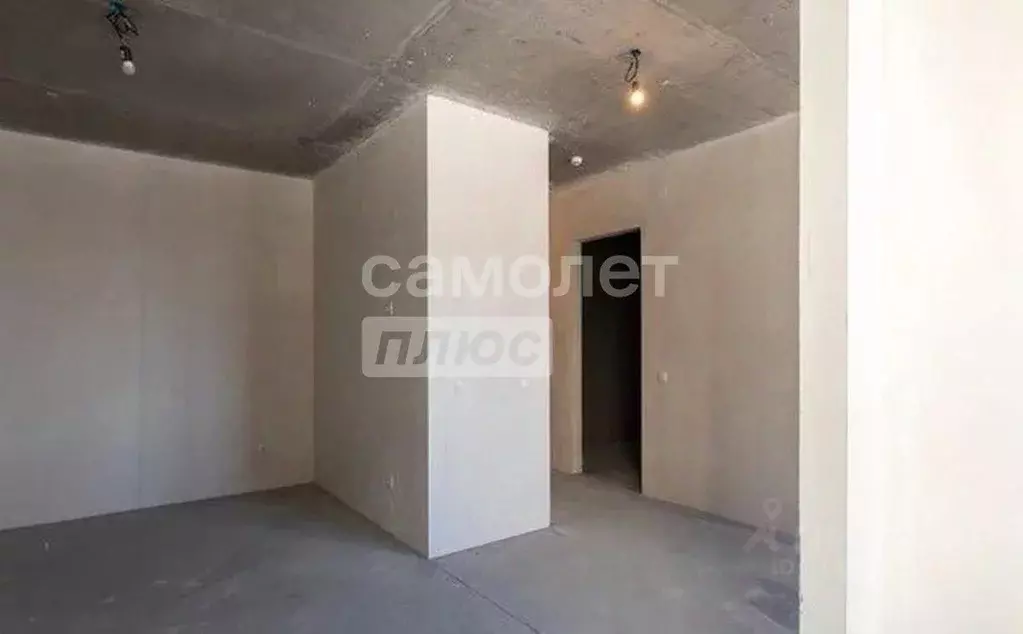 Студия Тюменская область, Тюмень ул. Республики, 203 (20.21 м) - Фото 0