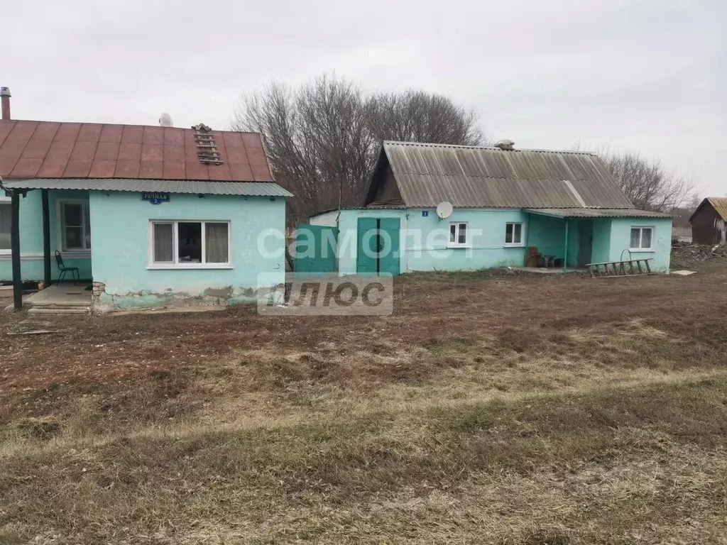 Дом в Липецкая область, Усманский район, с. Сторожевские Хутора Речная ... - Фото 0