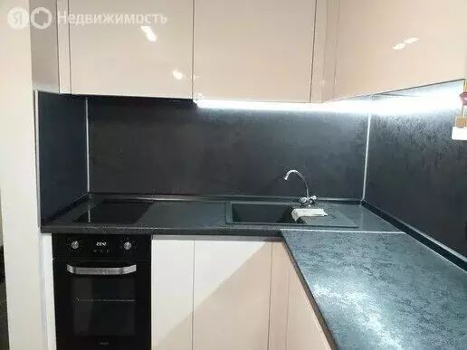 Квартира-студия: Красноярск, проспект Машиностроителей, 35 (30.9 м) - Фото 1