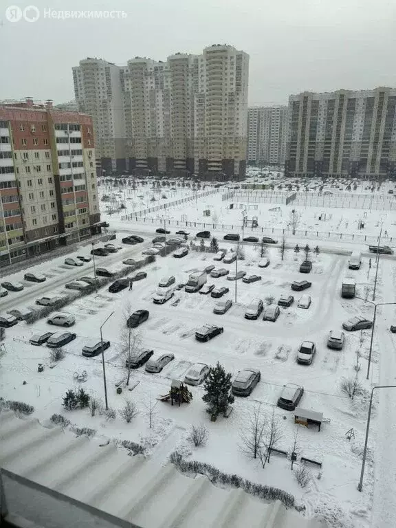 2-комнатная квартира: Челябинск, улица Братьев Кашириных, 131Б (56 м) - Фото 2