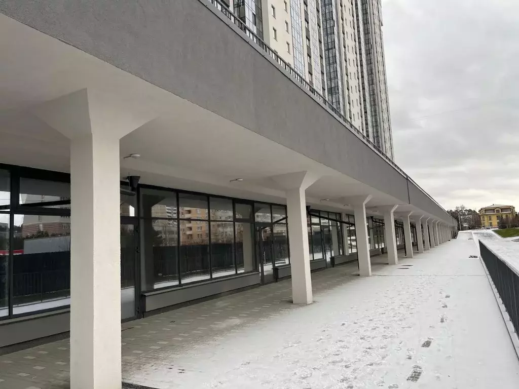 Помещение свободного назначения в Свердловская область, Екатеринбург ... - Фото 2