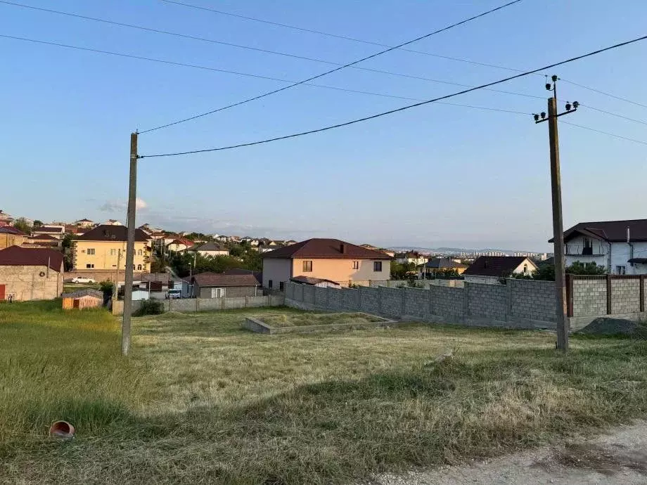 Участок в Крым, Симферопольский район, Молодежное пгт ул. Бирлик, 31 ... - Фото 2