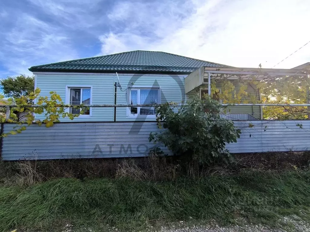 Дом в Краснодарский край, Апшеронск ул. Твардовского, 2 (94 м) - Фото 1