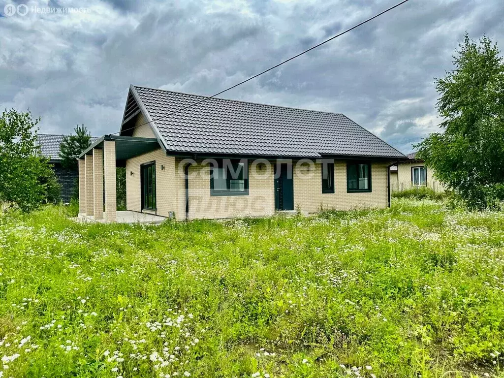 Дом в Наро-Фоминский городской округ, деревня Новинское, 31 (110 м) - Фото 1