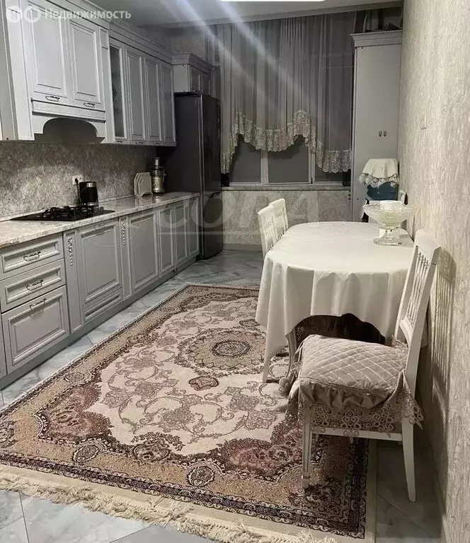 3-комнатная квартира: Махачкала, Магарамкентская улица, 15 (111 м) - Фото 1