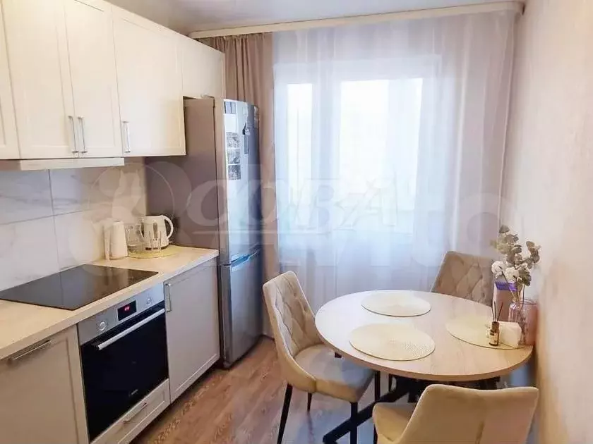 2-к. квартира, 55 м, 8/10 эт. - Фото 1