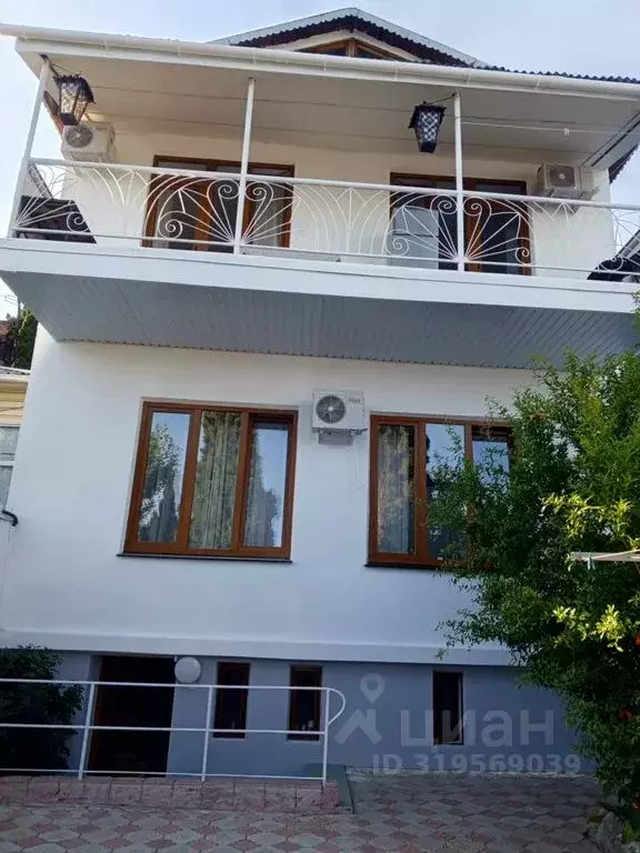 Комната Крым, Ялта муниципальный округ, Симеиз пгт ул. Советская, 56Б - Фото 1
