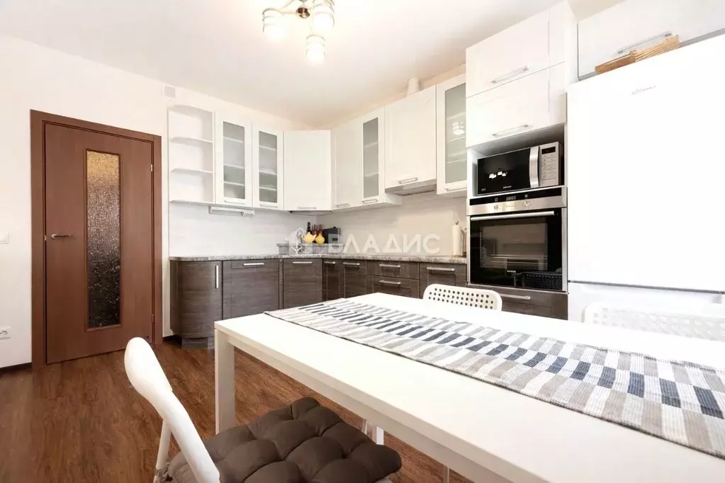 1-к кв. Карелия, Петрозаводск ул. Попова, 15 (39.8 м) - Фото 2