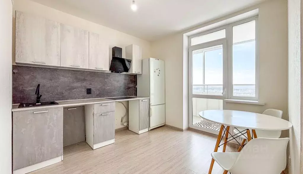 Студия Свердловская область, Екатеринбург бул. Петра Кожемяко, 18 ... - Фото 1