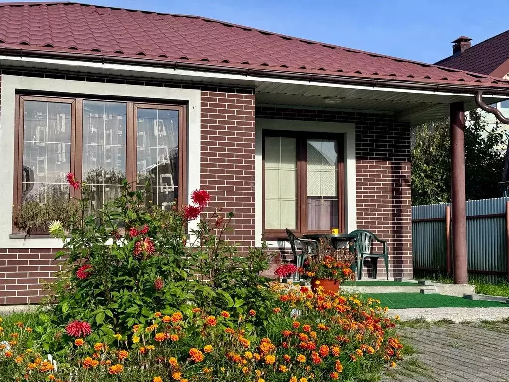 Дом в Калининградская область, Гурьевский муниципальный округ, пос. ... - Фото 1