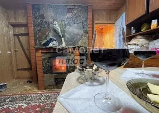 Дом в Адыгея, Майкопский район, пос. Каменномостский ул. Белинского, 8 ... - Фото 1