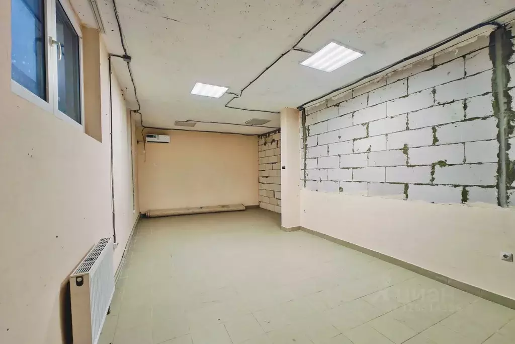 Торговая площадь в Краснодарский край, Краснодар Сады Калинина мкр, ... - Фото 2