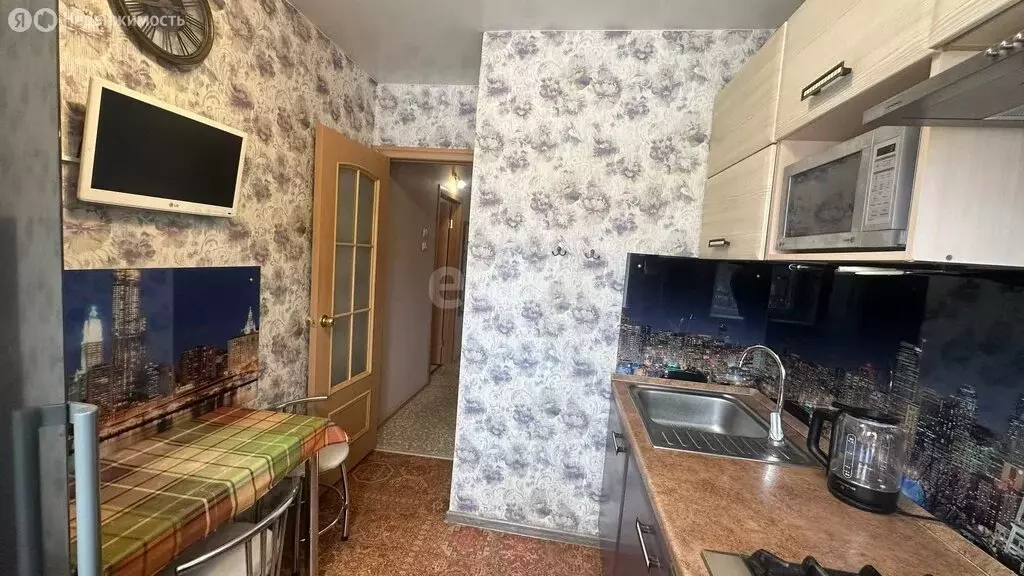 3-комнатная квартира: Озерск, улица Космонавтов, 40 (62.9 м) - Фото 0