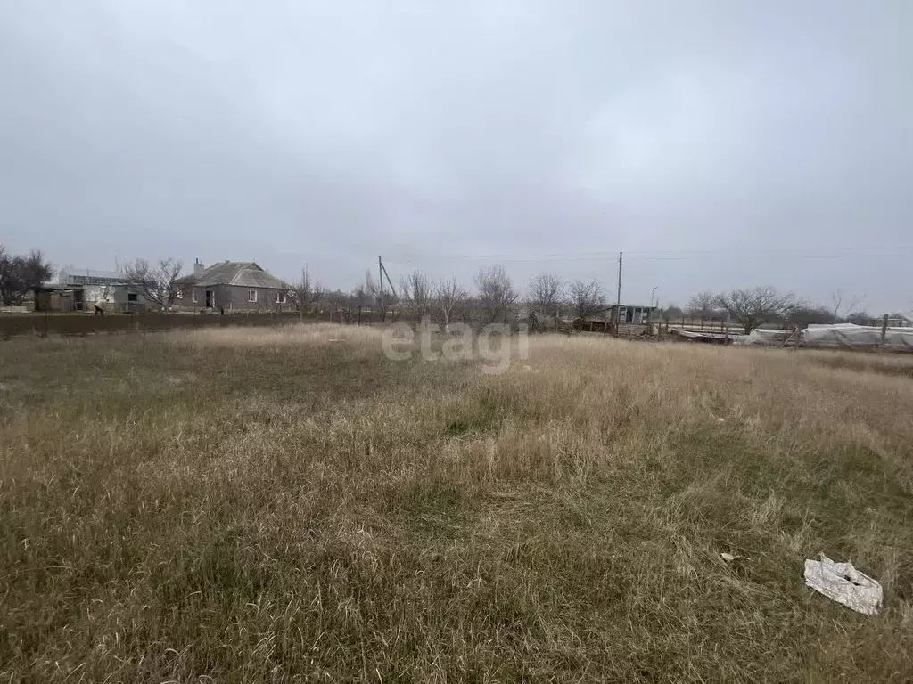 Участок в Крым, Сакский район, с. Митяево ул. Южная (10.5 сот.) - Фото 1