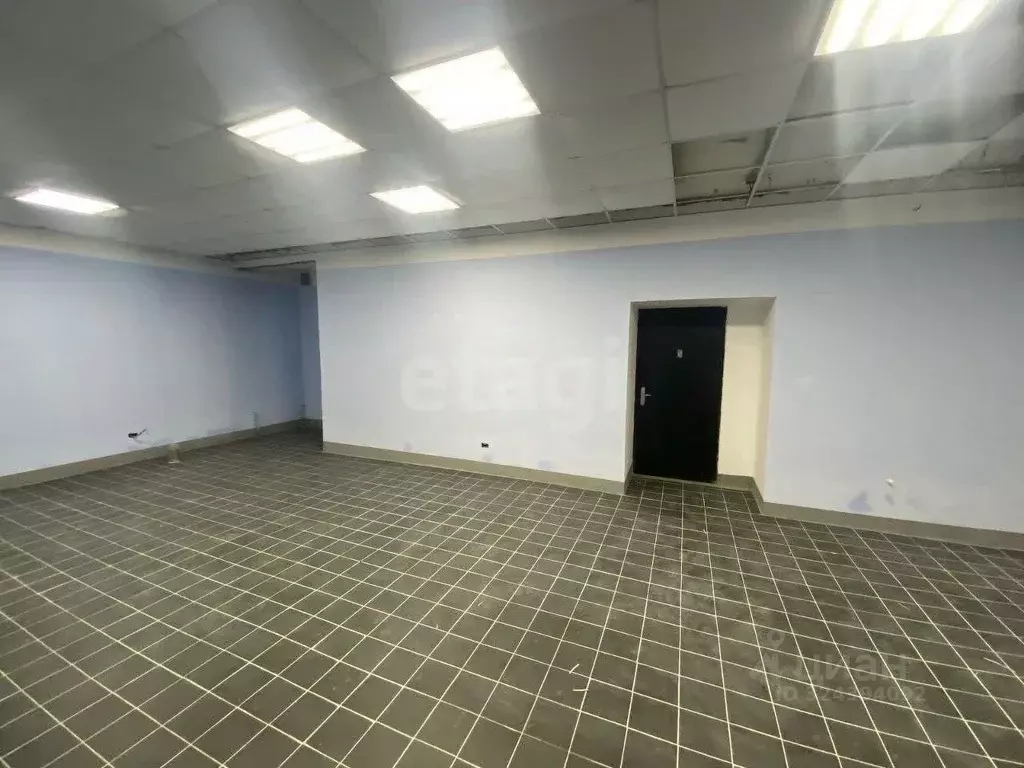 Торговая площадь в Ярославская область, Рыбинск ул. Максима Горького, ... - Фото 2