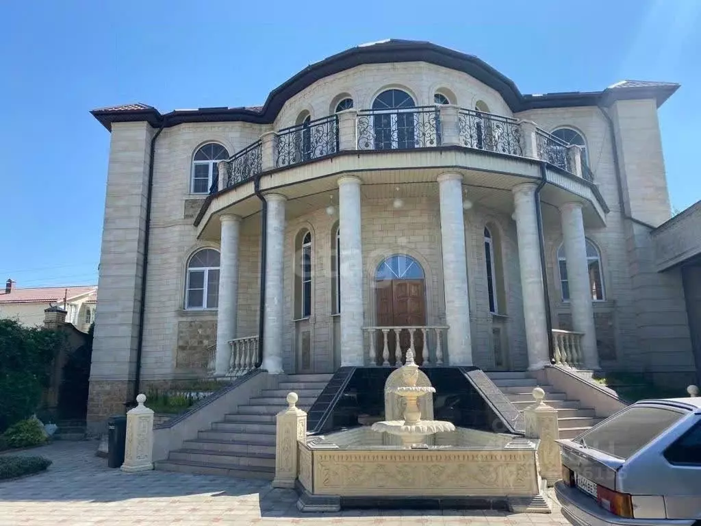 Дом в Ингушетия, Назрань Насыр-Кортский административный округ, ул. ... - Фото 1