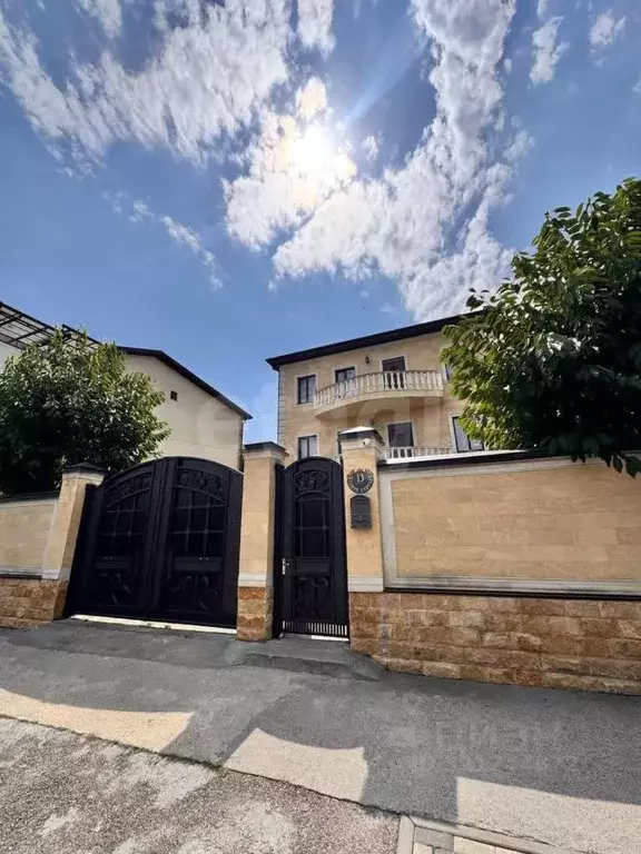 Дом в Ставропольский край, Кисловодск ул. Умара Алиева, 13 (520 м) - Фото 2