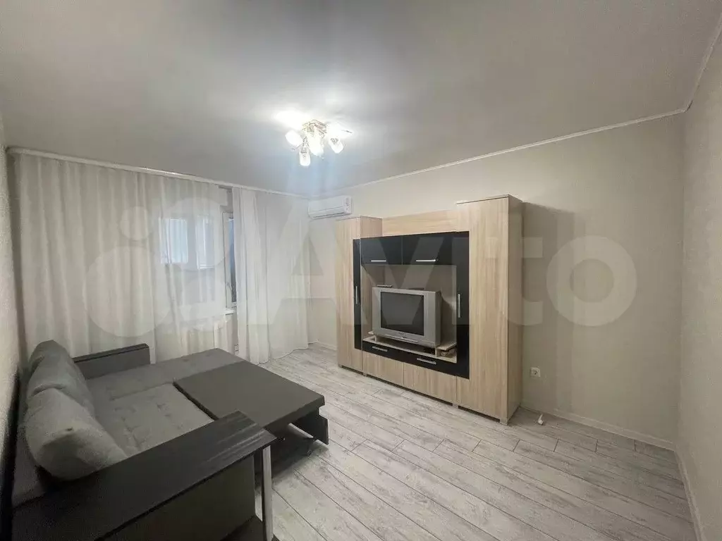 1-к. квартира, 41 м, 7/12 эт. - Фото 1