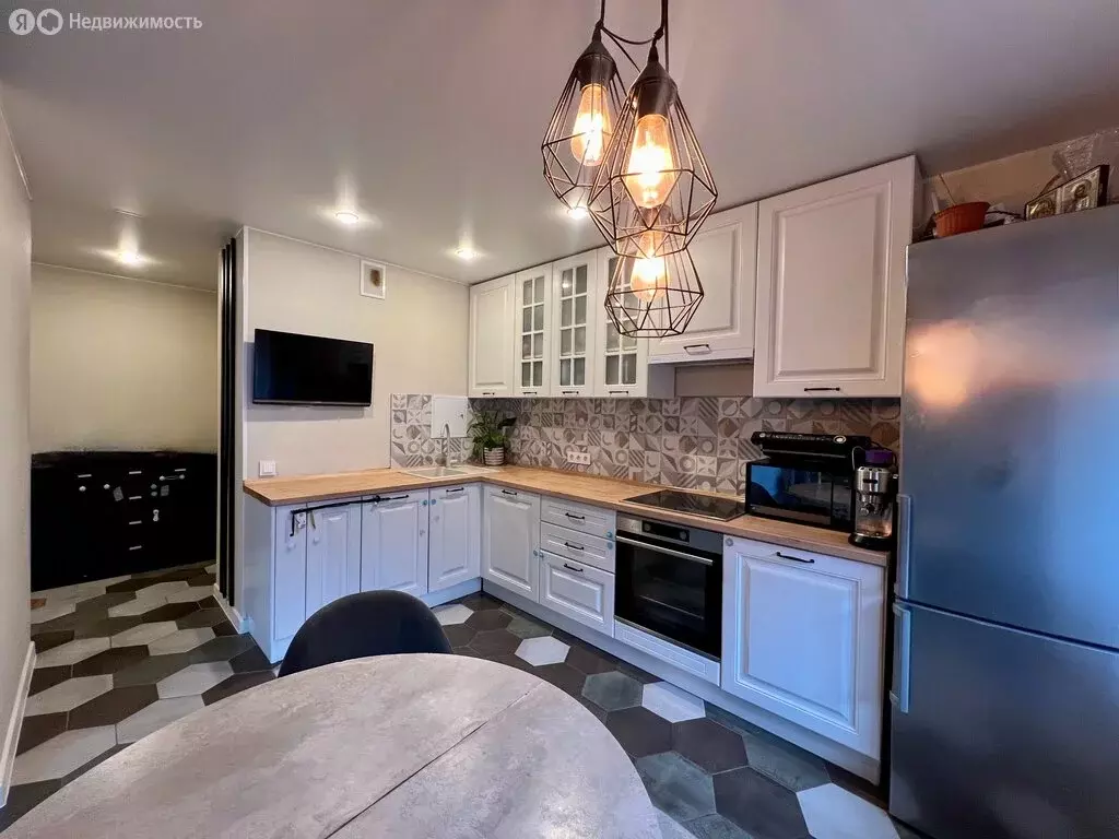 3-комнатная квартира: деревня Малые Вязёмы, микрорайон Высокие ... - Фото 2