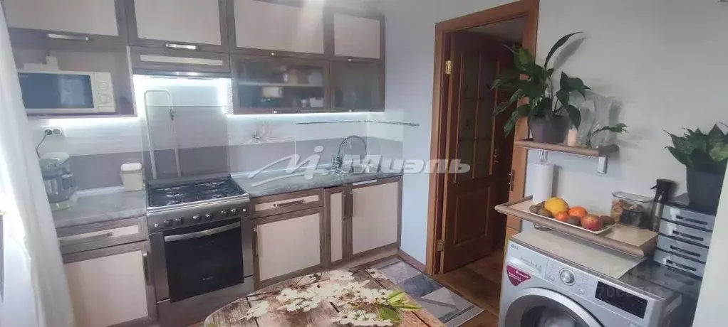 3-к кв. Крым, Симферополь ул. Генерала Родионова, 5 (66.2 м) - Фото 1