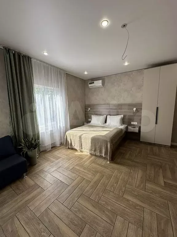 Комната 35 м, 1/3 эт. - Фото 0