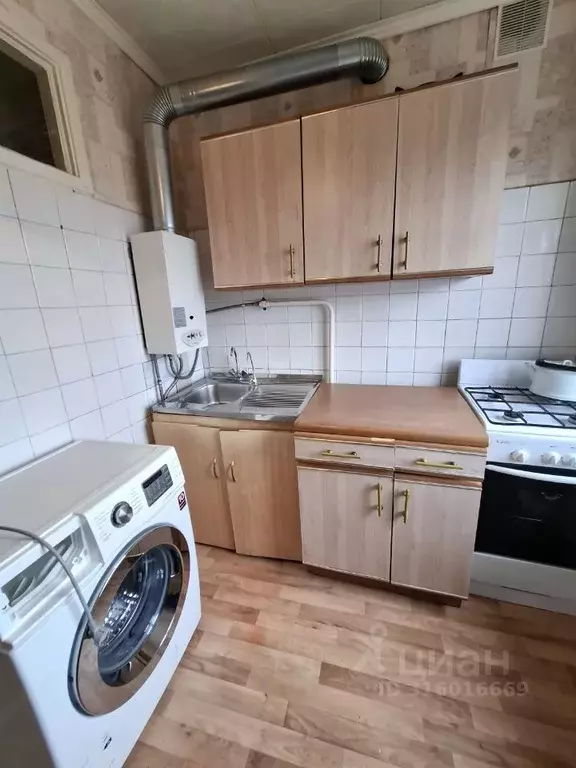 2-к кв. Тульская область, Тула Серебровская ул., 22 (43.0 м) - Фото 1