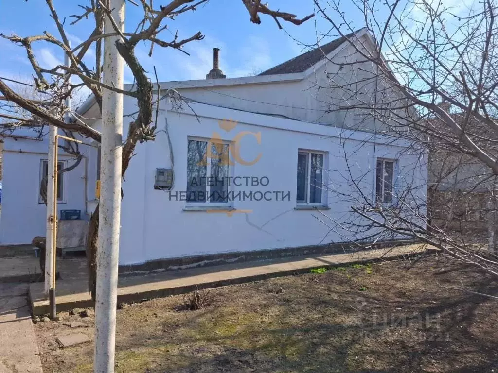 Дом в Крым, Кировский район, с. Владиславовка ул. Федосеева, 1 (47 м) - Фото 1