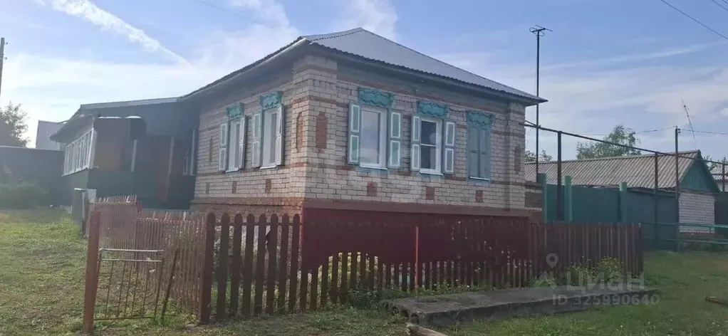 Дом в Саратовская область, Балашовский район, с. Тростянка ... - Фото 2