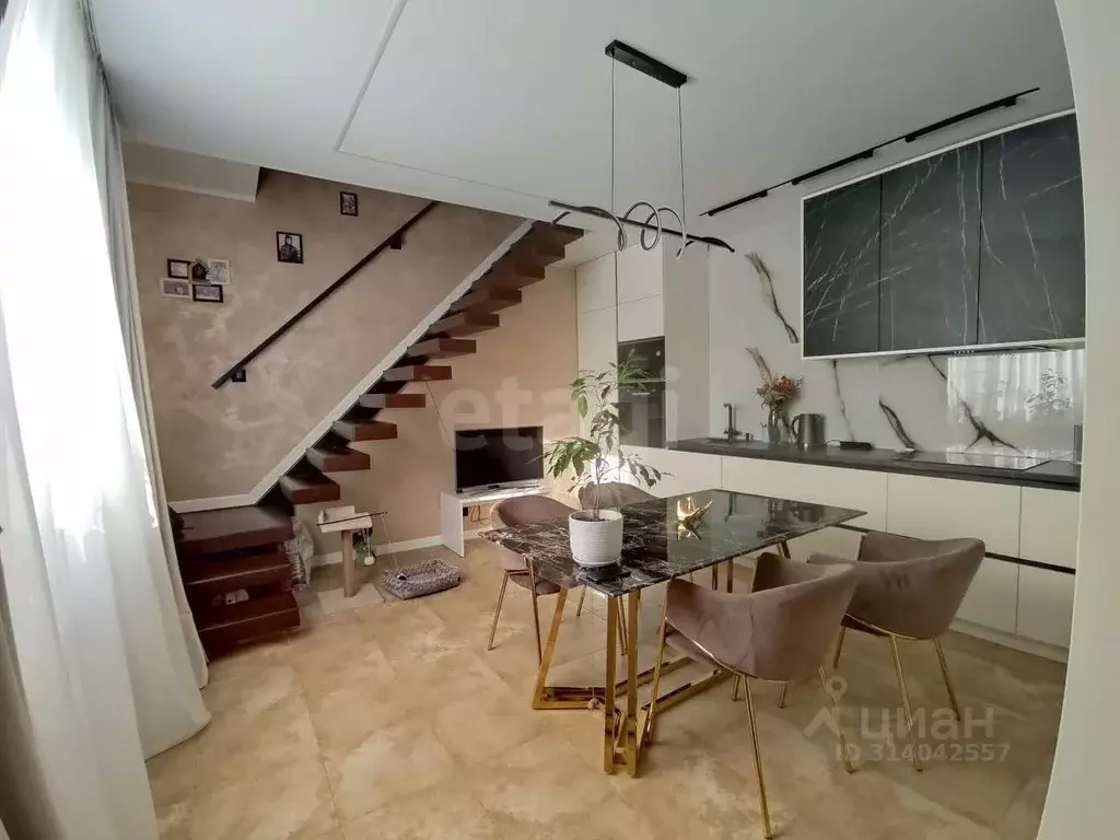 Таунхаус в Калужская область, Ферзиковский район, Грабцево с/пос, с. ... - Фото 1