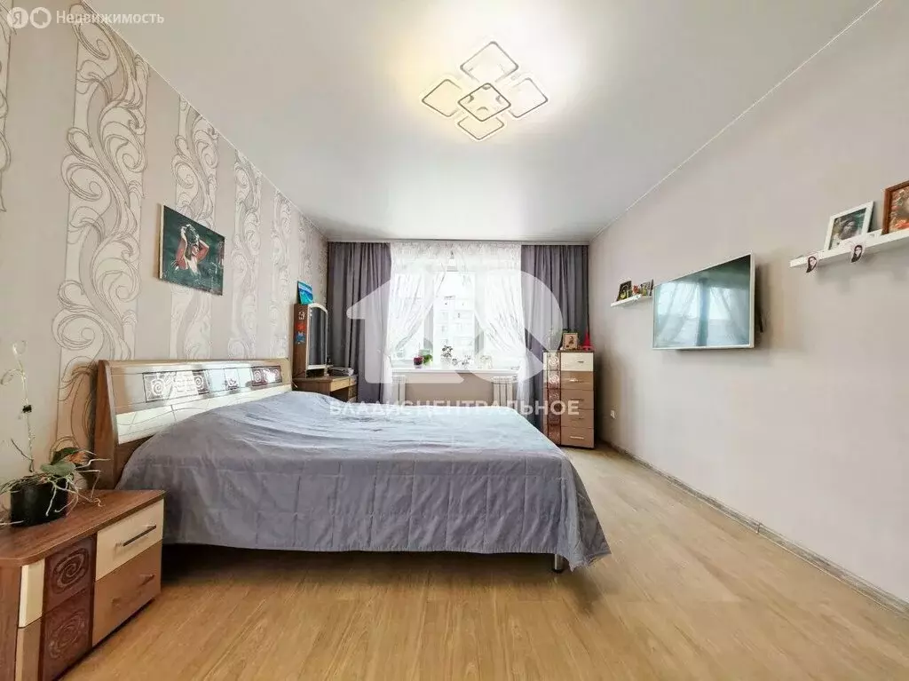 3-комнатная квартира: Бердск, улица Красная Сибирь, 97 (95 м) - Фото 1