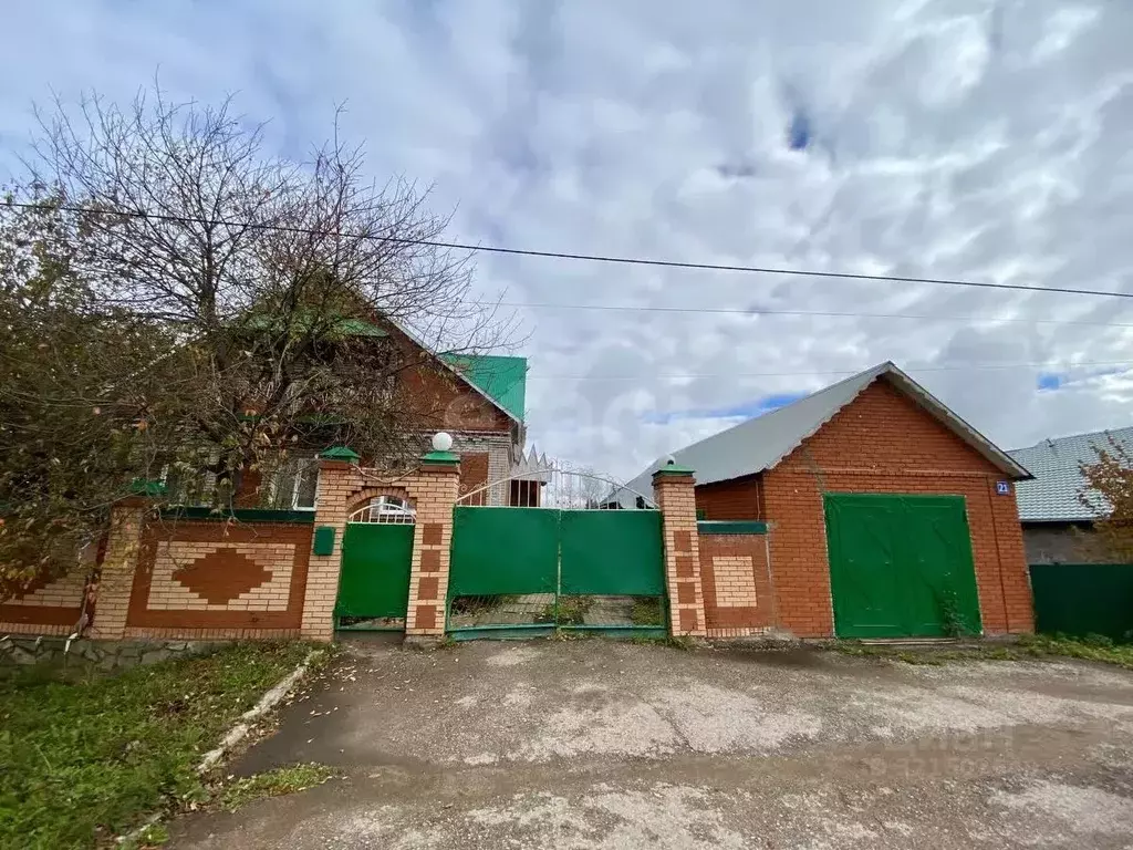 Дом в Башкортостан, Аургазинский район, с. Толбазы ул. Ленина (218 м) - Фото 1