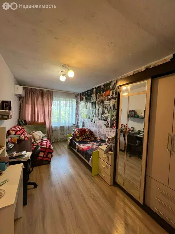 3-комнатная квартира: Партизанск, Ленинская улица, 3А (62.2 м) - Фото 0
