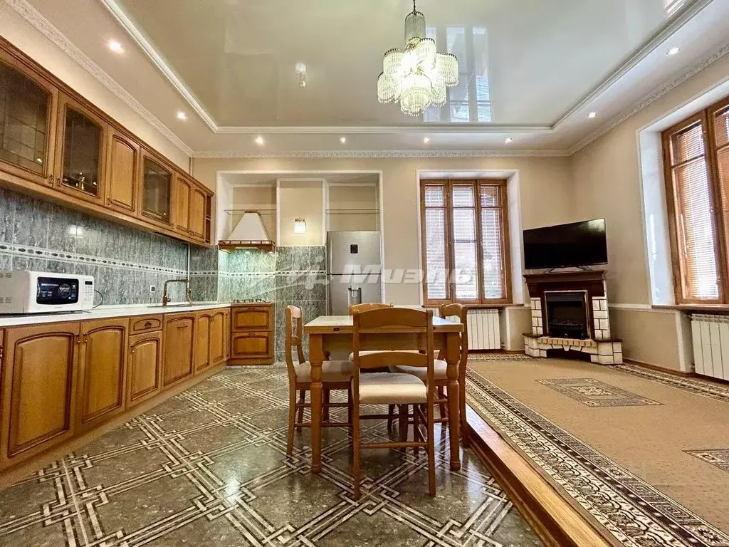 3-к кв. Крым, Симферополь ул. Жуковского, 20 (95.0 м) - Фото 1