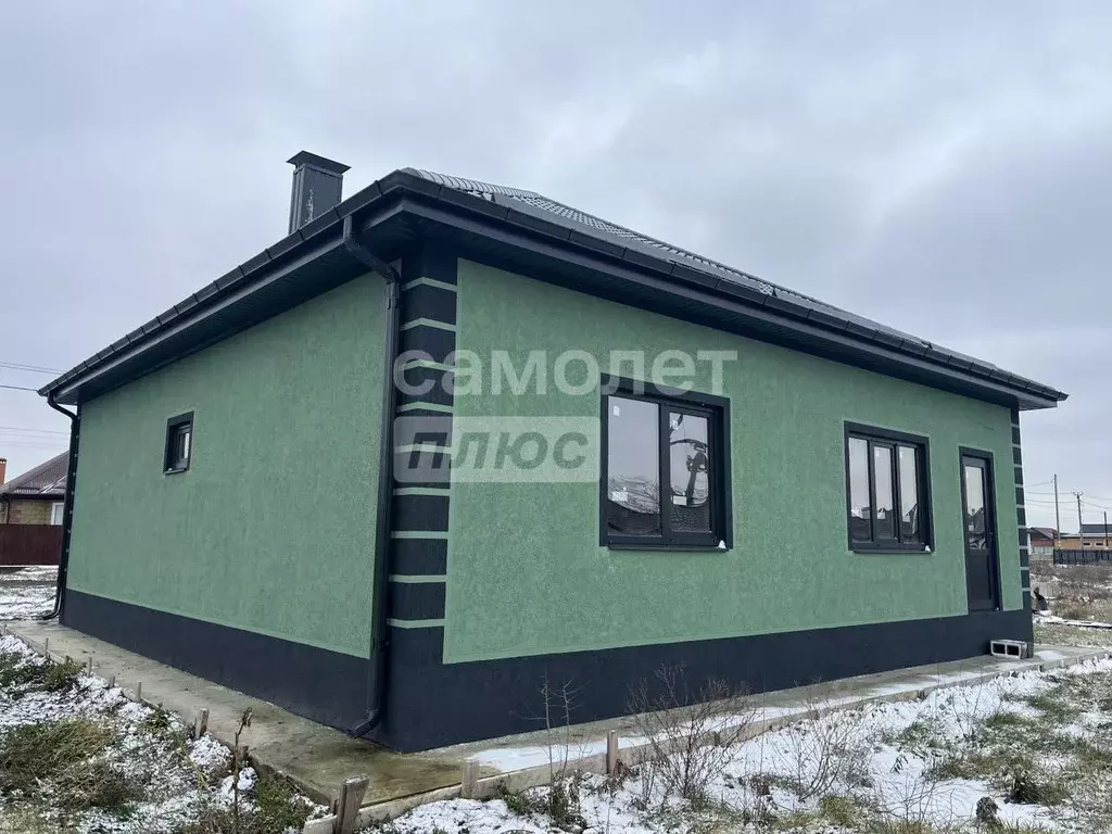 Дом в Краснодарский край, Крымск ул. Мироненко, 11 (92 м) - Фото 0