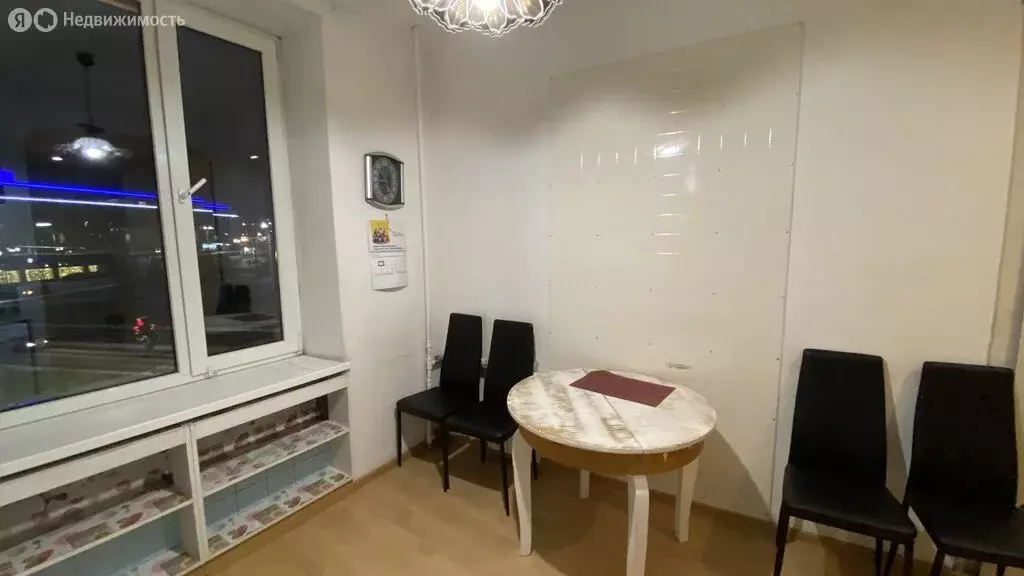 3-комнатная квартира: Петрозаводск, проспект Ленина, 38 (90.1 м) - Фото 1