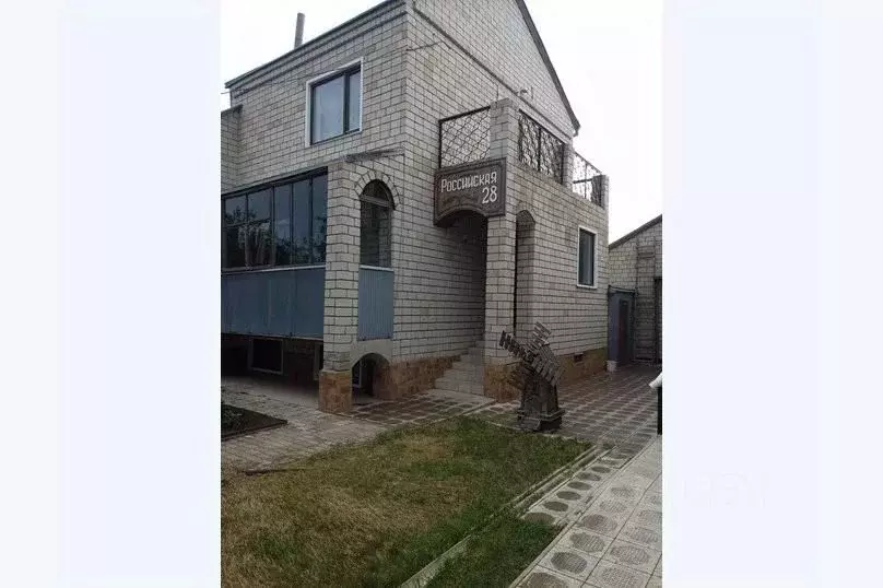 Дом в Алтайский край, Яровое Российская ул., 28 (140 м) - Фото 1