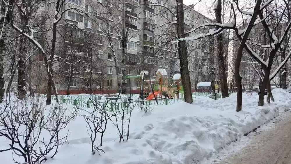 2-к кв. Московская область, Реутов Комсомольская ул., 5а (44.0 м) - Фото 1