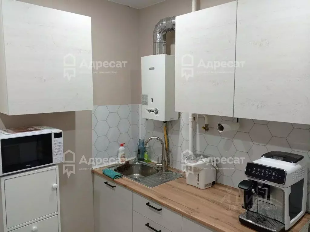 2-к кв. Волгоградская область, Волгоград ул. Кирова, 140 (44.6 м) - Фото 0