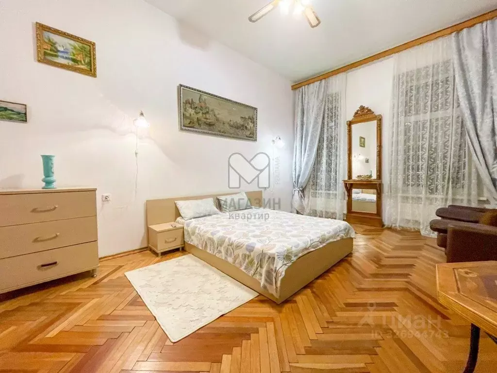 3-к кв. Санкт-Петербург Верейская ул., 13А (100.0 м) - Фото 1