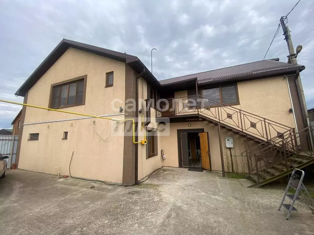 Дом в Краснодарский край, Темрюк Лиманная ул., 215 (264 м) - Фото 1