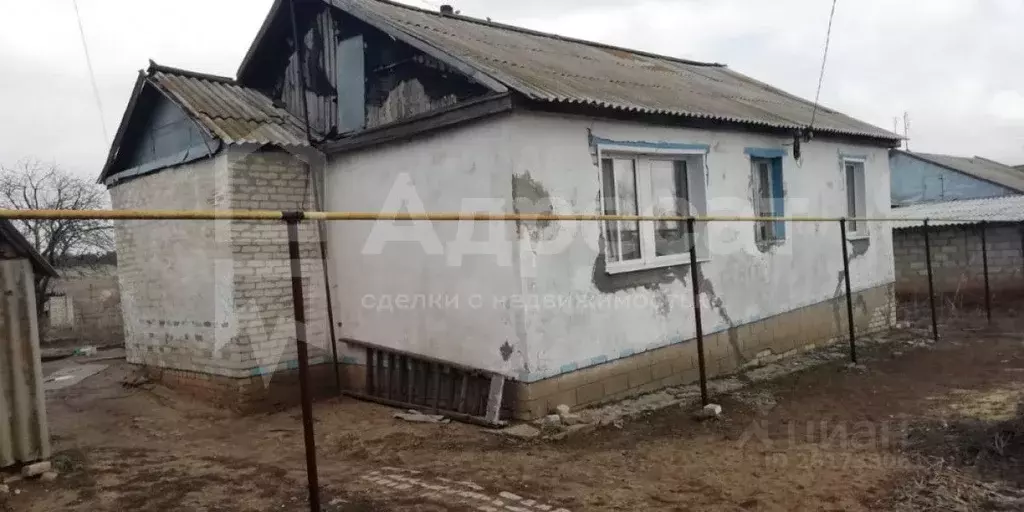 Дом в Волгоградская область, Дубовский район, Прямобалкинское с/пос, ... - Фото 0